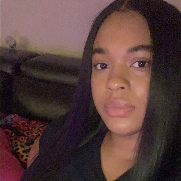 Meet your Posher, Marshae - Picture 1 of 1